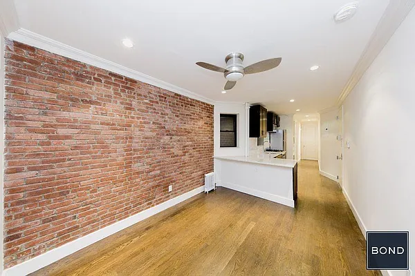 Rented by Bond New York | media 14