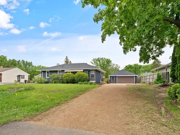 78 McClelland St N, Maplewood, MN 55119