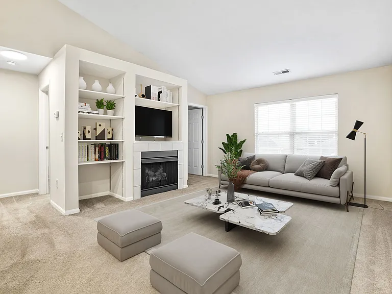 5131 Aspen Pine Blvd #5131 — Photo 1