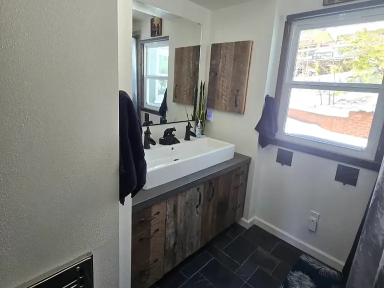 520 Emerald Dr — Photo 21