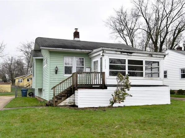 21103 Eastwood Ave, Fairview Park, OH 44126