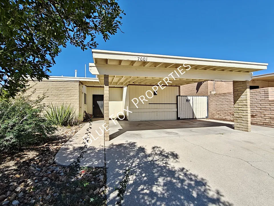 7001 N Village View Dr