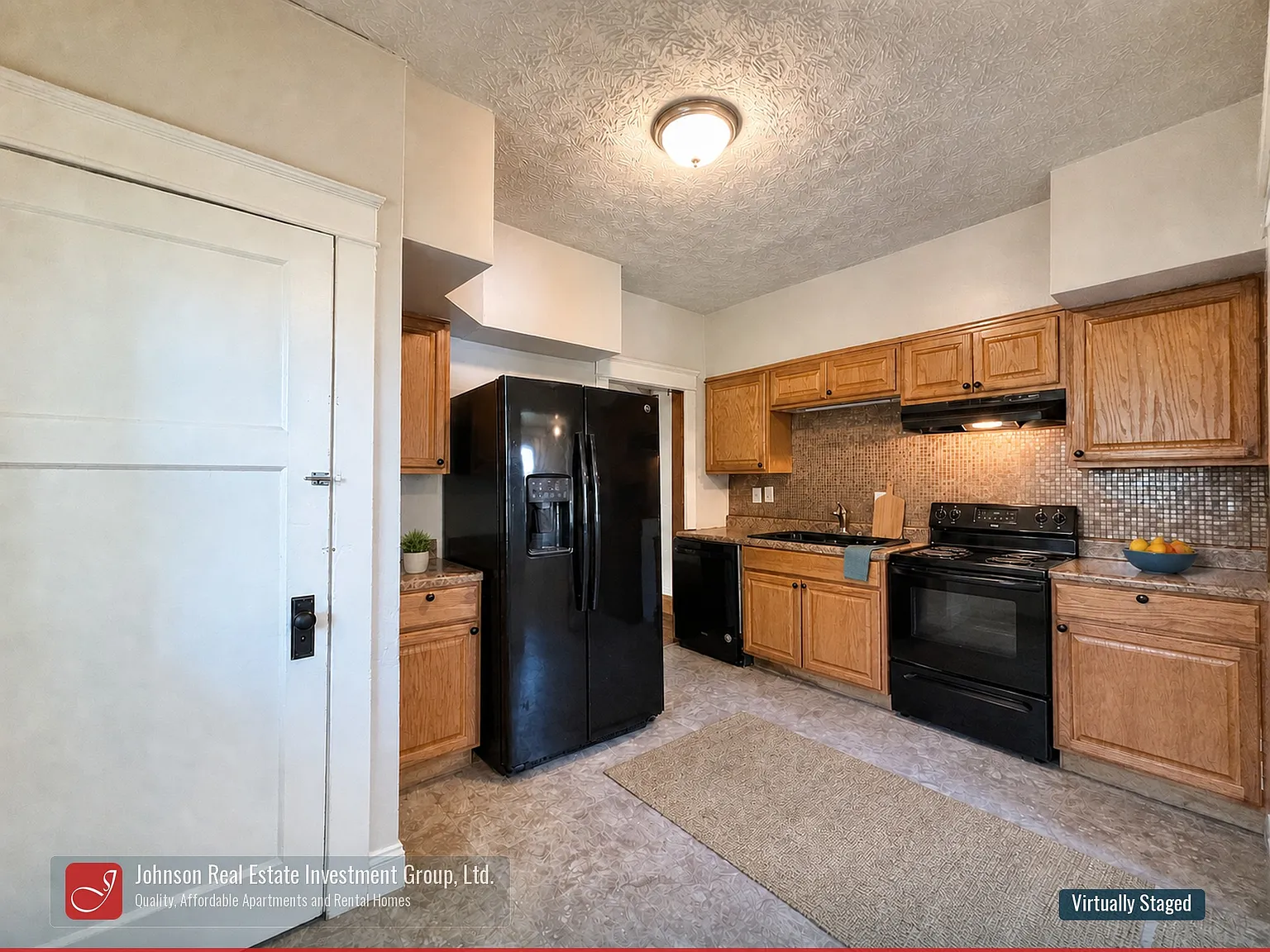 3 bed, 1352 sqft, $1,100 — Photo 2