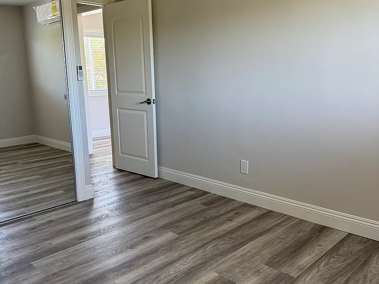 916 S Marguerita Ave #816-24 — Photo 25