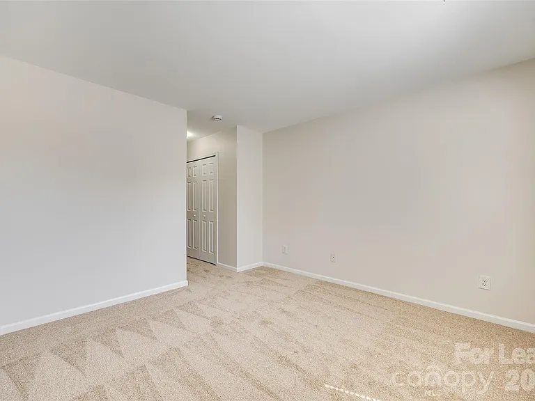 14139 Tranters Creek Ln — Photo 22