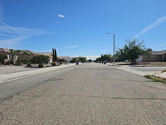 4th image of 10122 Lawson Rd