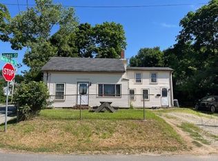 47 James Street, Rockland, ME 04841