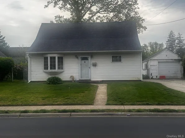 650 Eagle Avenue, West Hempstead, NY 11552