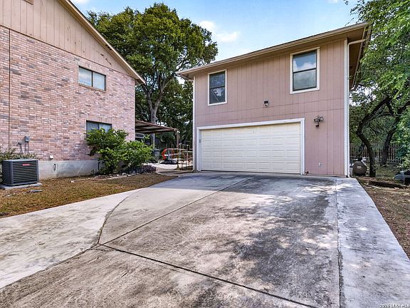 4th image of 16826 Winding Oak Drive