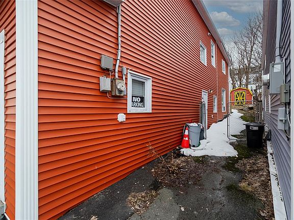 3rd image of 78 Cabot Street