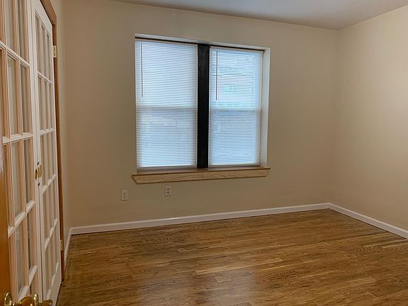 3rd image of 309 Baldwin Ave APT 1