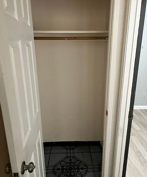 109 E Trident Dr — Photo 13