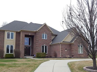 6211 Whitehills Lakes Dr, East Lansing, MI, 48823