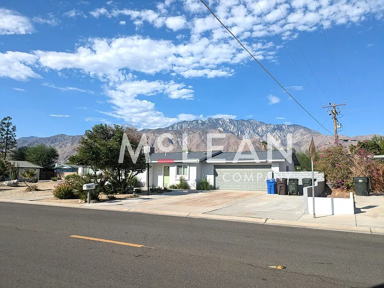 2601 N Cerritos Rd — Photo 13