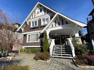 387 W 13th Ave, Vancouver, BC V5Y1W2