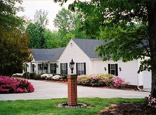 8789 Richmond Rd, Toano, VA 23168