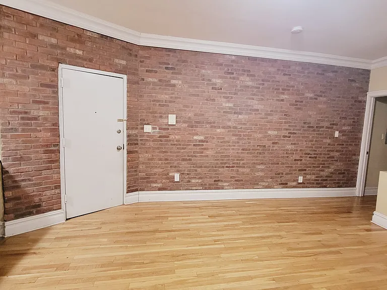 377 Baldwin Ave #1A — Photo 9