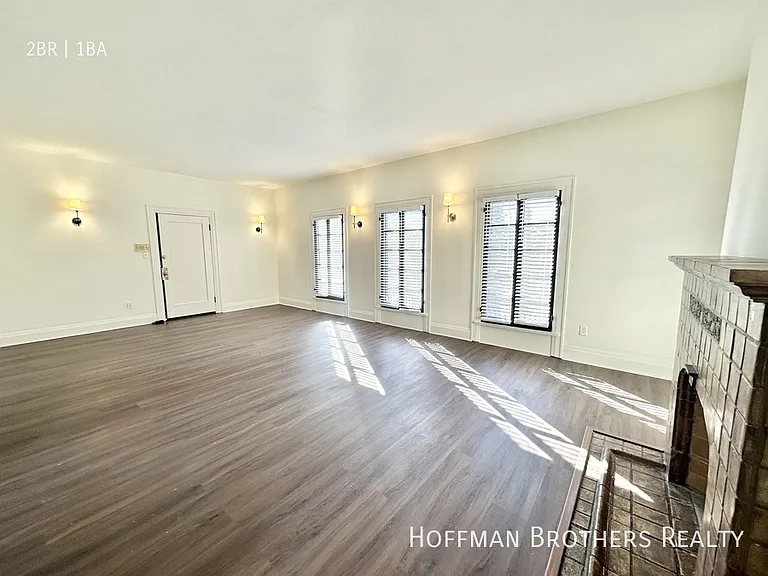 1838 N Wilton Pl #6 — Photo 1