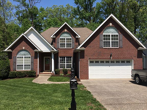 3rd image of 333 Holly Ln