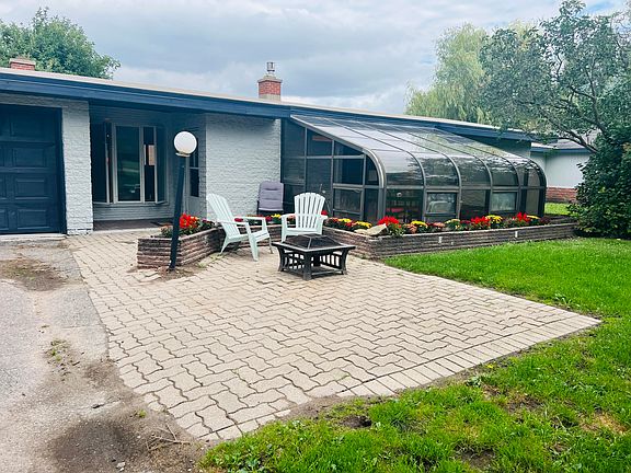 2nd image of 304 Hudson Dr
