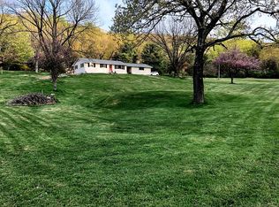 866 Lower Cherry Valley Rd, Stroudsburg, PA 18360