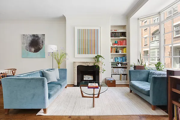 Rented by Compass | media 23