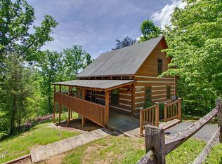 1723 Bluff Ridge Rd, Sevierville, TN 37876