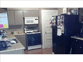 3rd image of 264 Evelyn Ave