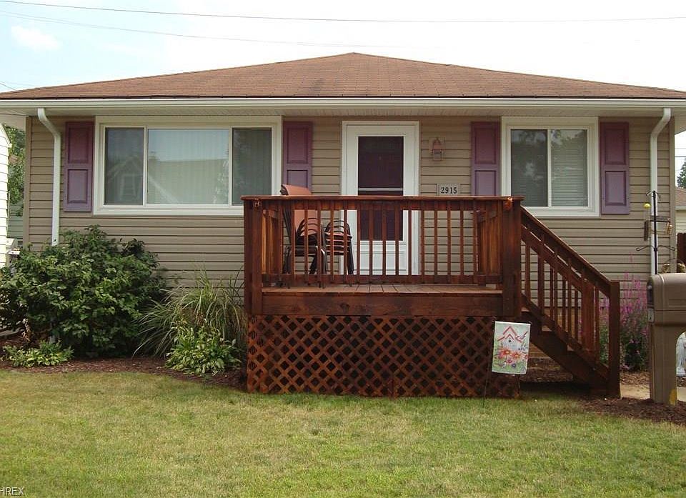 1st image of 2915 Wellington Ave