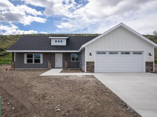 926 Raccoon Court, Cody, WY 82414