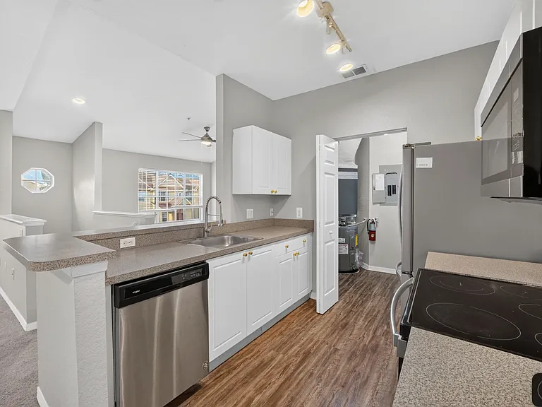 821 Grand Regency Point #201 — Photo 15