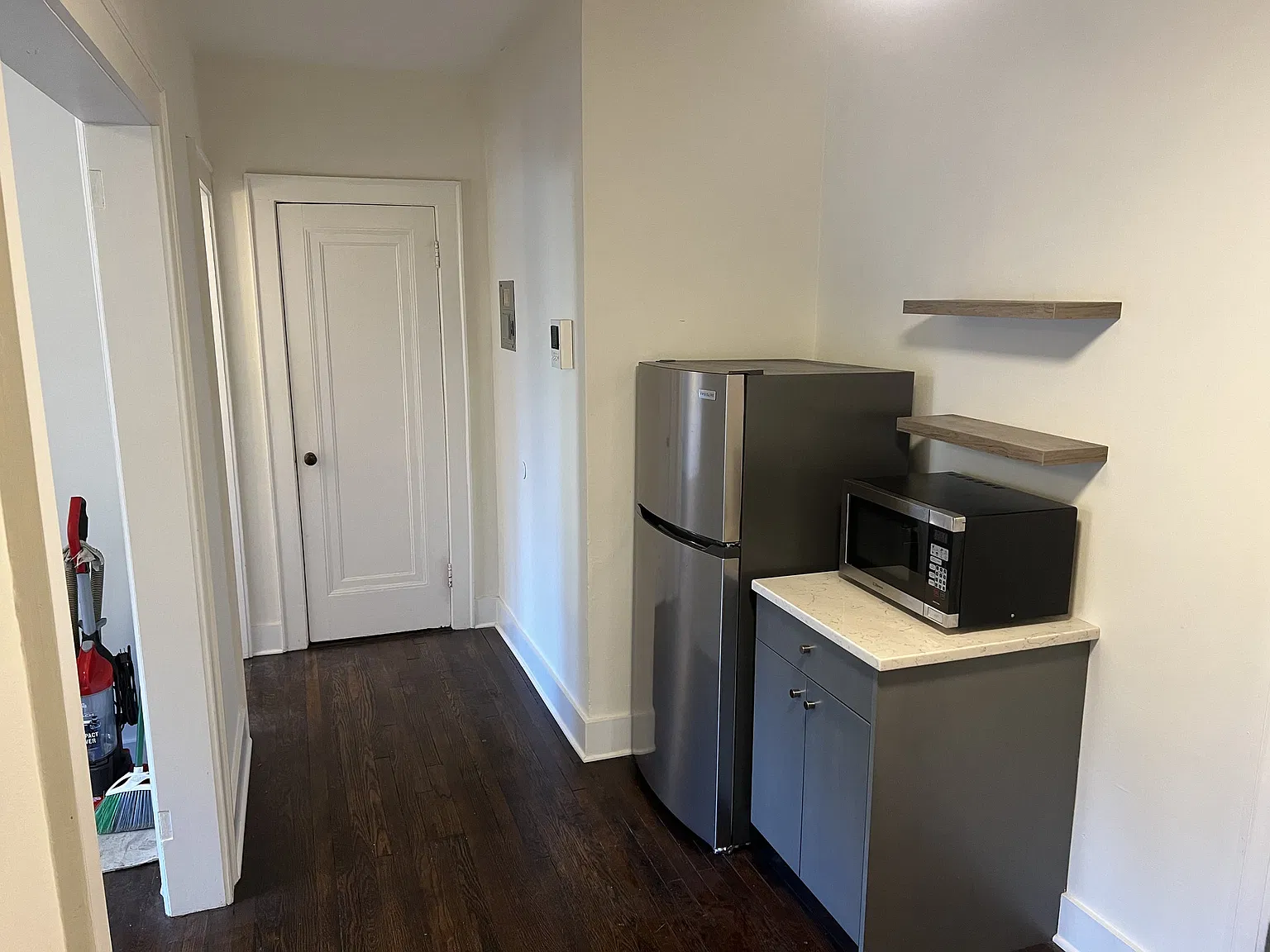 1 bed, $2,200 — Photo 2