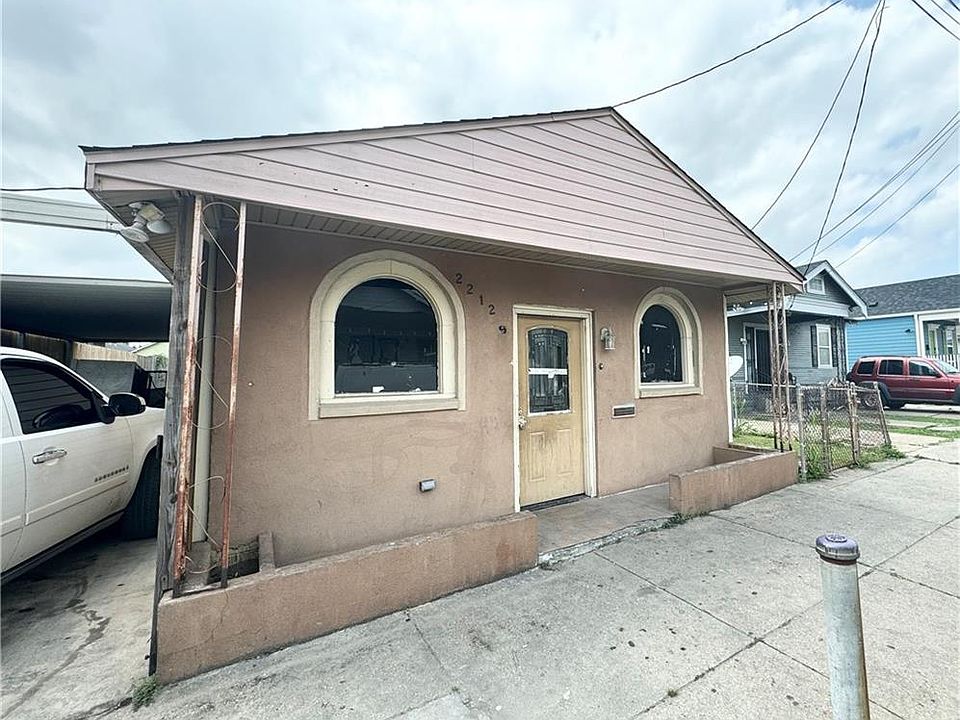 1st image of 2212 Port St