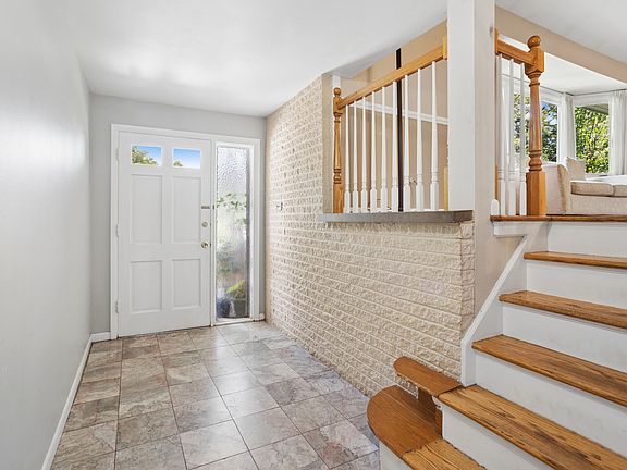 2nd image of 1512 Executive Ln