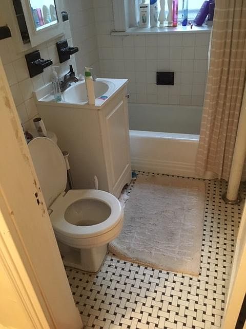 2nd image of 1450 Commonwealth Ave #145011