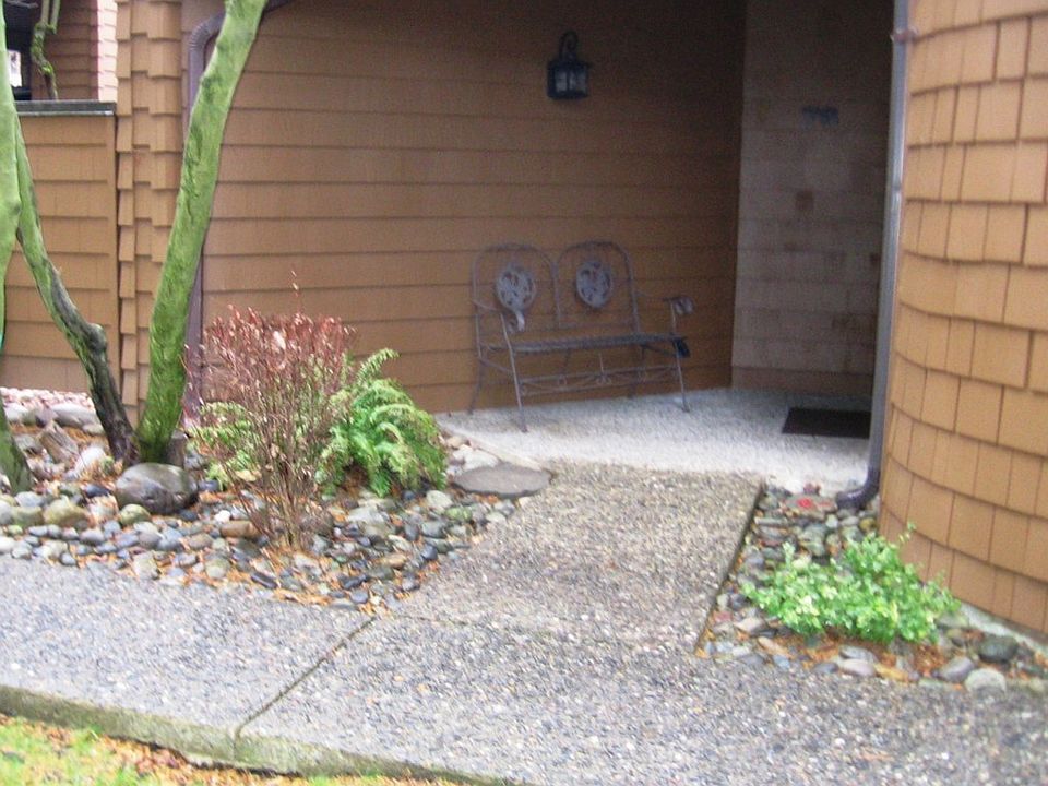 1st image of 11414 NE 128th St APT 76