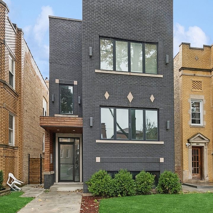1st image of 5746 N Washtenaw Ave #1