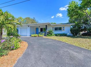 2716 45th St S, Gulfport, FL 33711