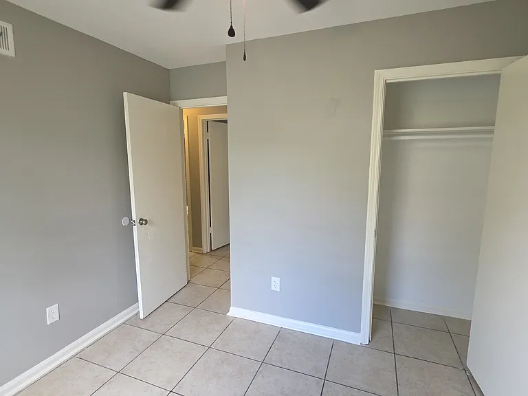 5136 Alford St — Photo 10