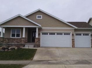 298 Covington Trl, Sun Prairie, WI 53590