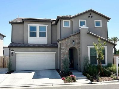 1554 E Via Lupino Dr, Fresno, CA, 93730