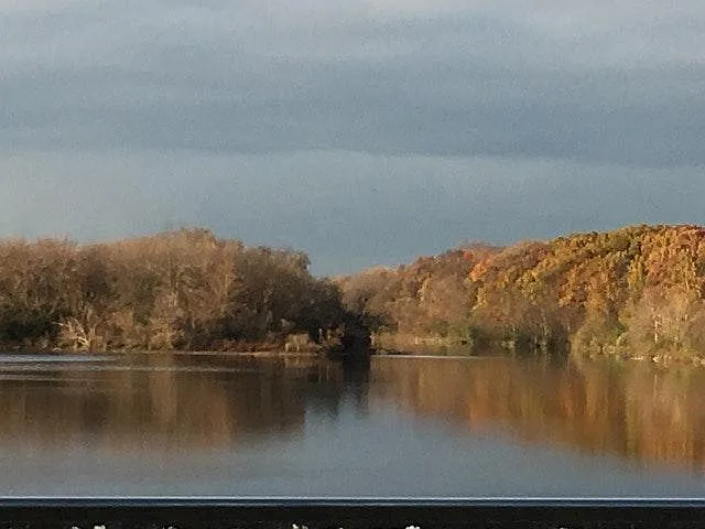 Over looks the Fox River