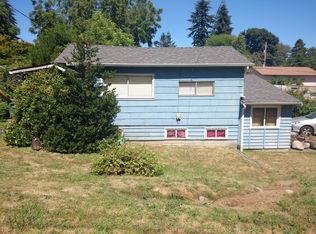 8156 32nd Ave SW, Seattle, WA 98126