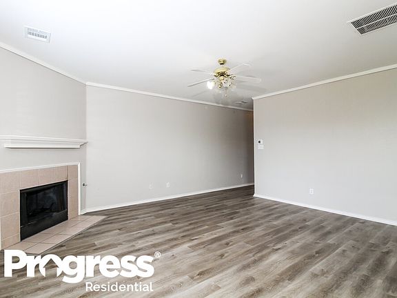 4th image of 11409 Gloriosa Dr