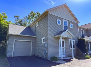 15 Edgefield Ln, Brunswick, ME 04011