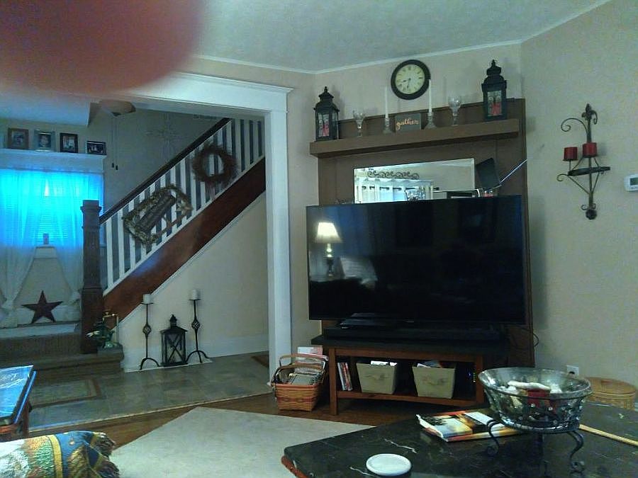 1st image of 212 N Clairmont Ave