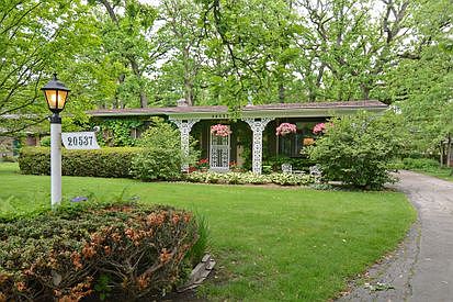 1st image of 20537 Greenwood Dr