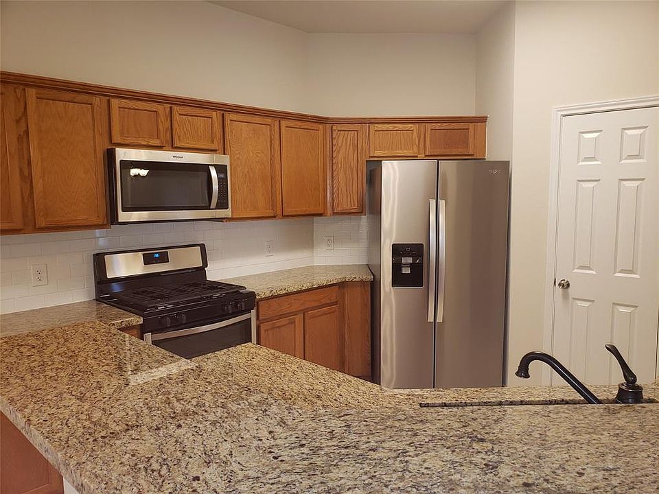 1st image of 18518 Dennington Dr