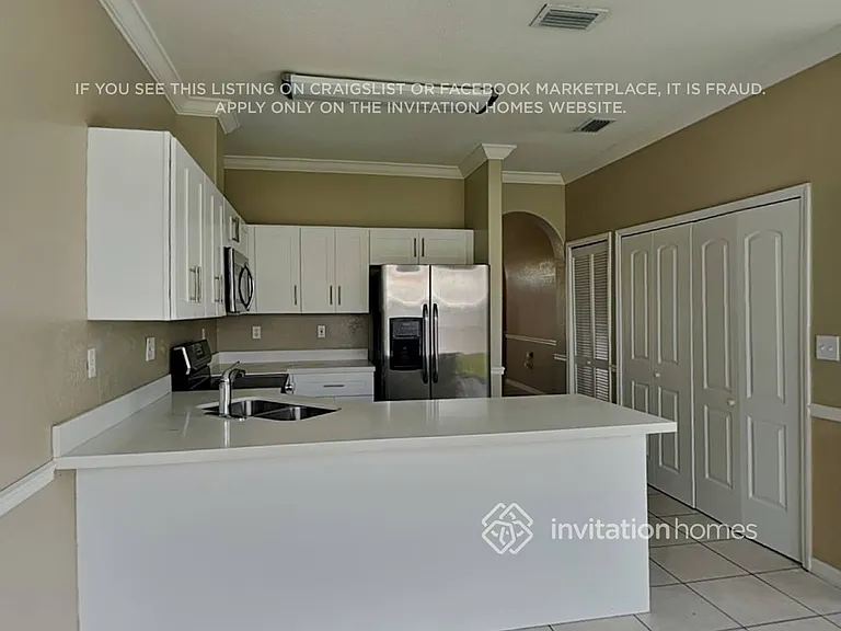 16960 SW 141st Ave — Photo 6