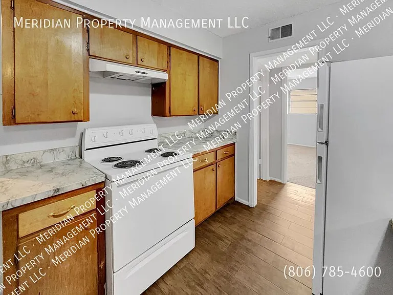 1712 Elkhart Ave #C — Photo 15